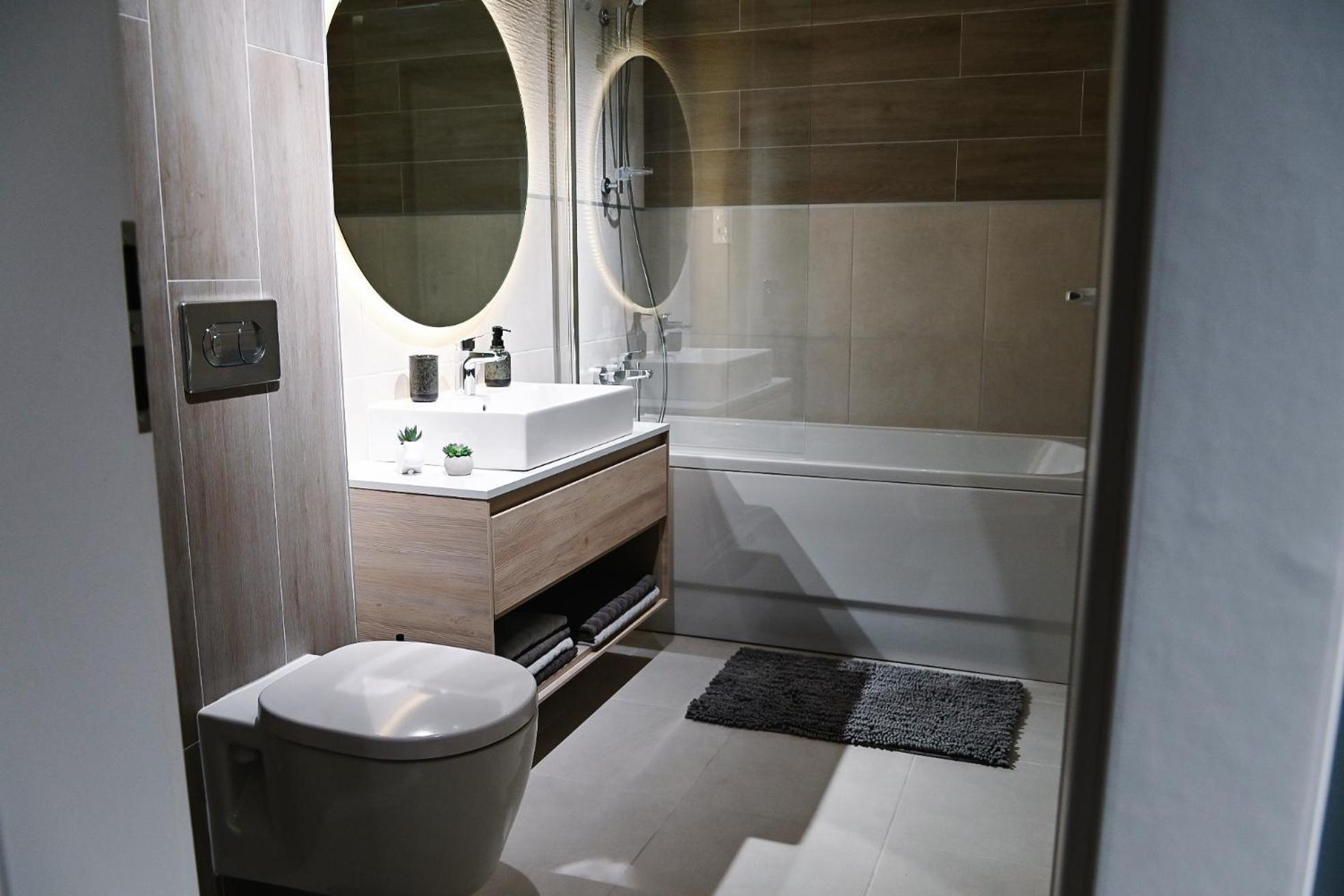 Apartment Urban Plaza - *